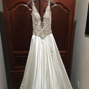 Beautiful pageant gown